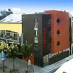 La Louve Hotel