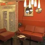 La Louve Hotel