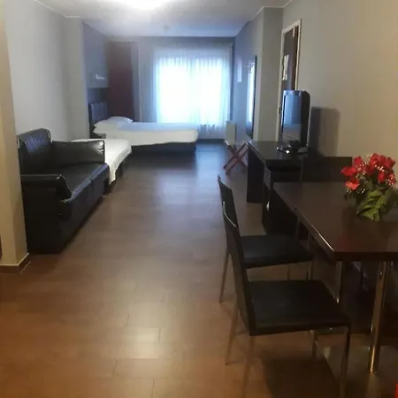 La Louve Отель 3*