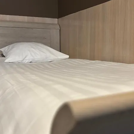 Hotel La Louve 3*