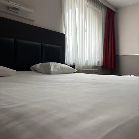 Hotel La Louve La Louviere