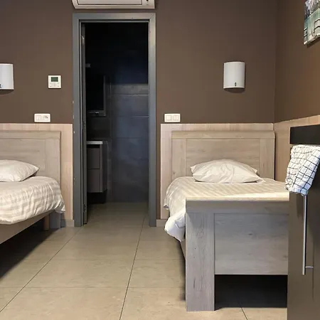 La Louve Hotel 3*