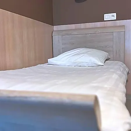 Ξενοδοχείο La Louve La Louvière