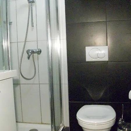 La Louve Hotel 3*