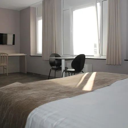 Hotel La Louve 3*